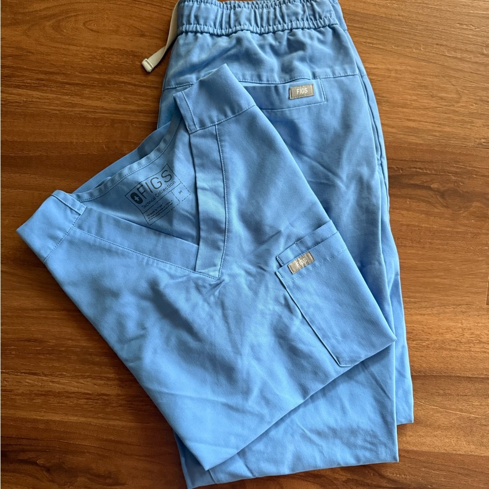 FIGS Blue Scrub Set